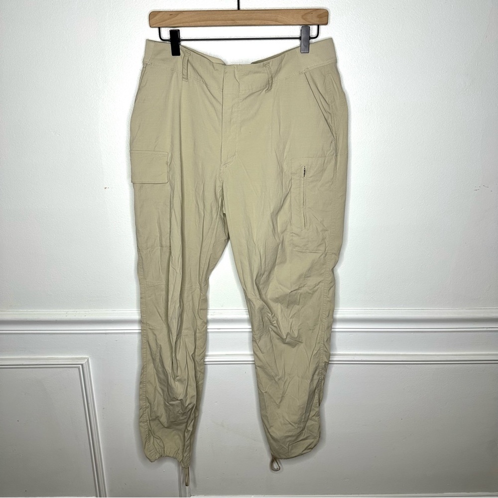 Athleta Trekkie Utility Cargo Tan Pant Womens 12